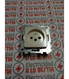 ENCHUFE 2 POLOS + TOMA DE TIERRA DESPLAZADA NIESSEN LISSA 5006 BLANCO MARFIL