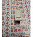 BASE PORTAFUSIBLES UNIPOLAR SIMON 27 ANTIGUA BLANCO MARFIL 27000-31