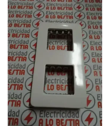 PLACA 2 COMBINACIONES VERTICAL BASTIDOR CON GARRAS NIESSEN STYLO BLANCO ALPINO 2272.2