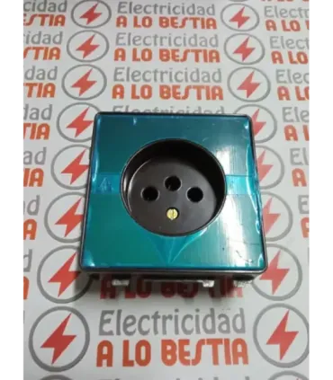 BASE DE ENCHUFE BIPOLAR CON T.T. DESPLAZADA NIESSEN TRAZO BRONCE 8006